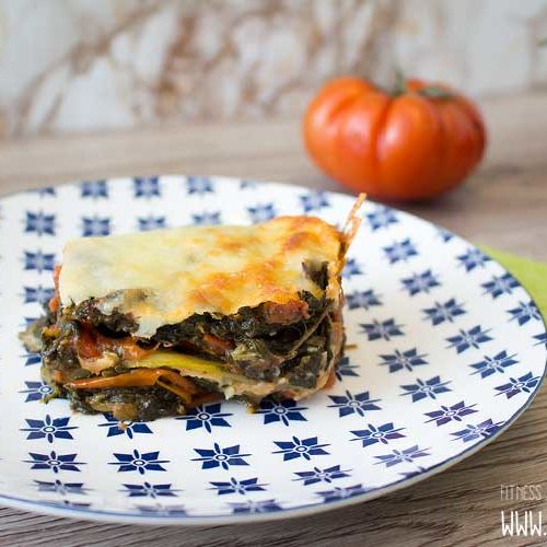 Low Carb Zucchini Lasagne vegetarisch: Mit Spinat und Mozzarella Low Carb Zucchini Lasagne vegetarisch: Mit Spinat und Mozzarella