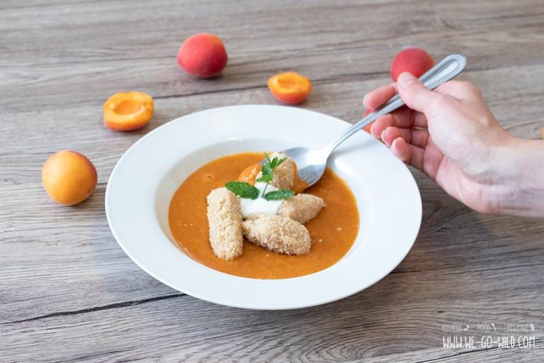 Süßes Quark Gnocchi Rezept mit Vollkornmehl und Aprikosengelee