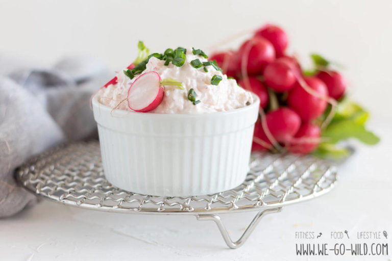 Radieschen Dip mit Quark und frischen Kräutern - WE GO WILD