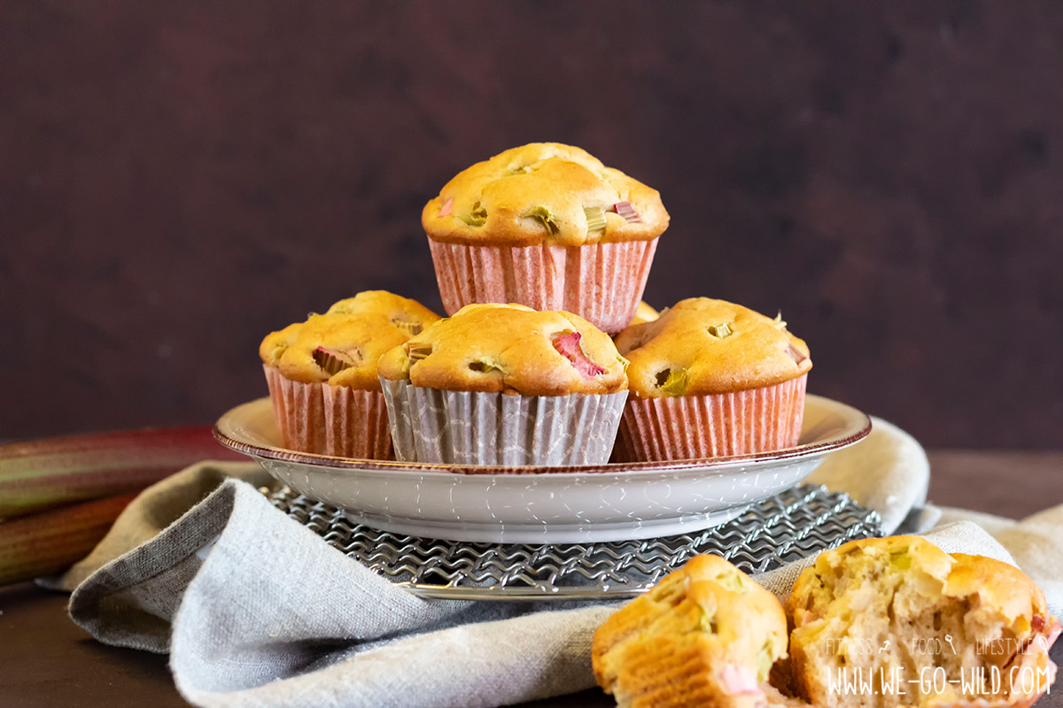 Dinkelmehl Muffins mit Rhabarber
