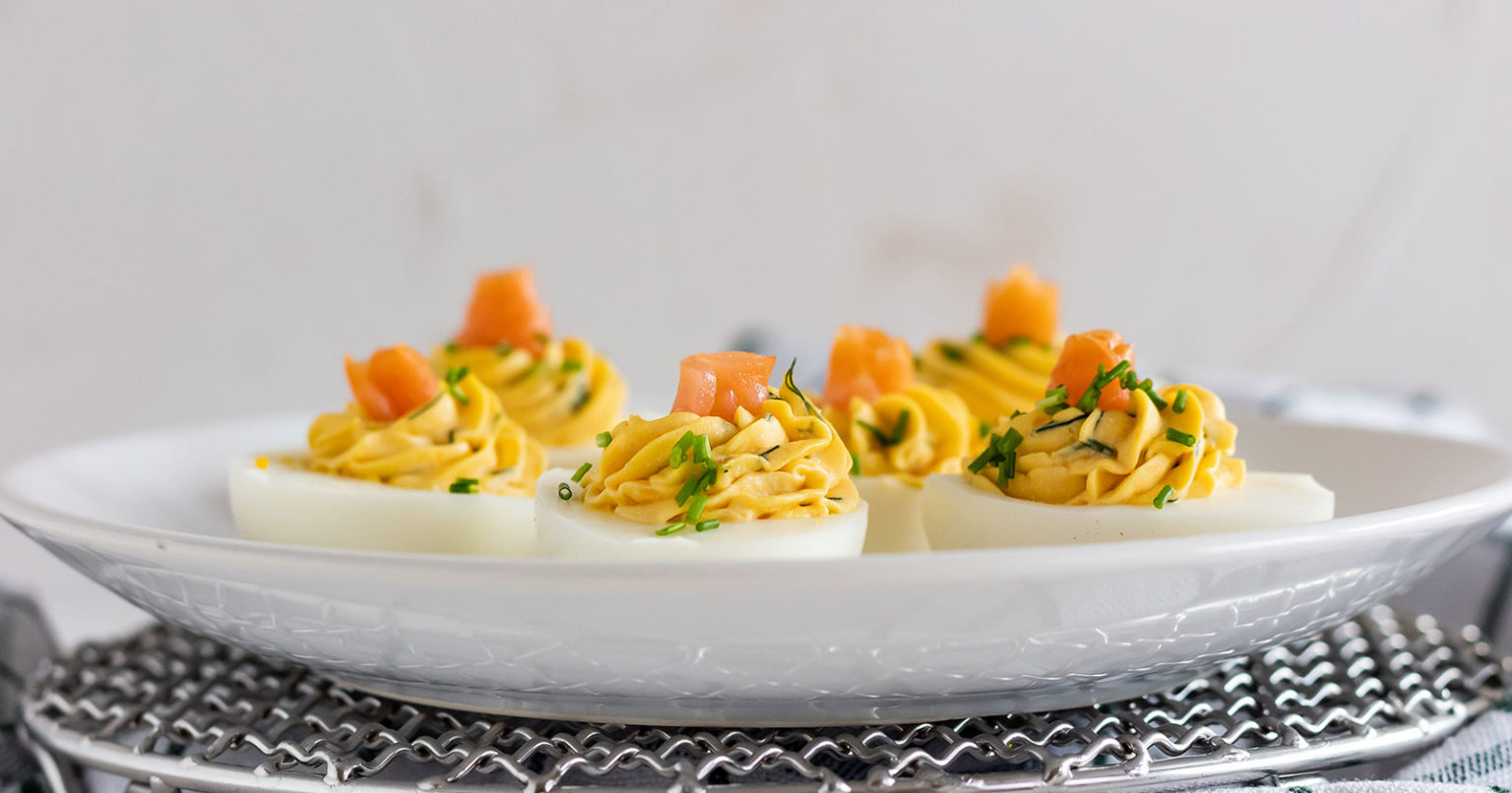 Gefüllte Eier mit Lachs *schnell &amp; einfach* - WE GO WILD