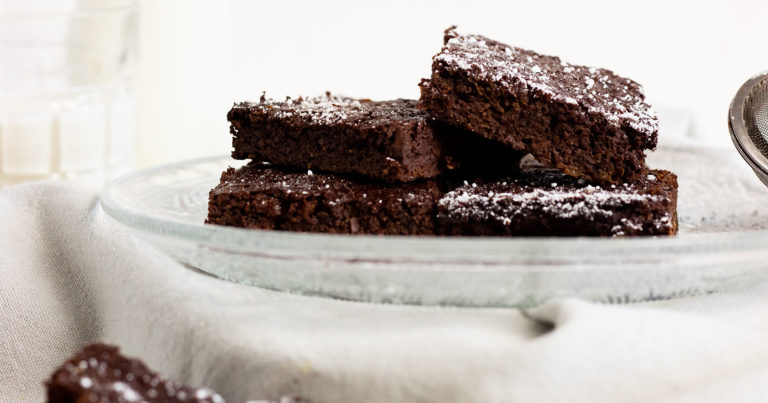 Süßkartoffel Brownies extra schokoladig und saftig Süßkartoffel Brownies extra schokoladig und saftig